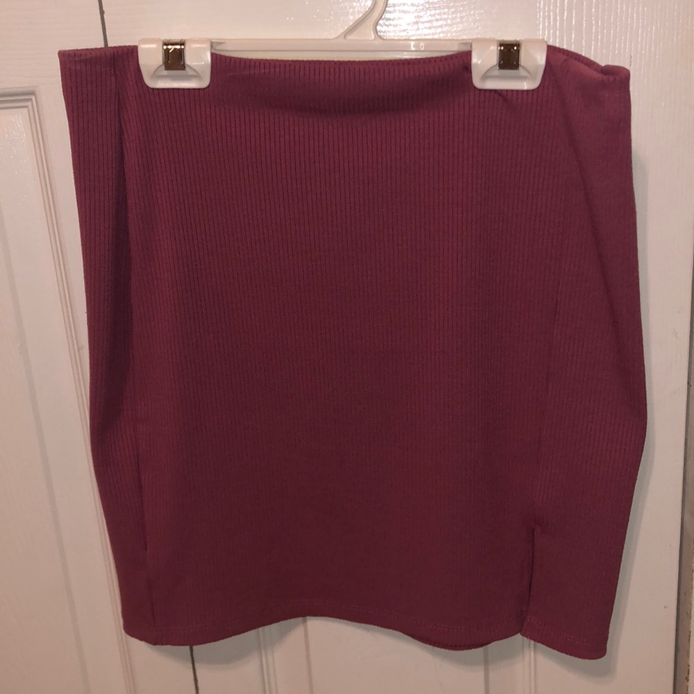 pink skirt